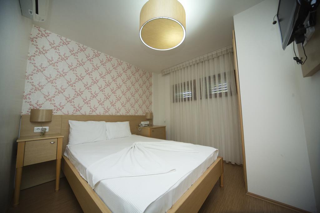 Apollon Hotel Bozcaada Habitación foto